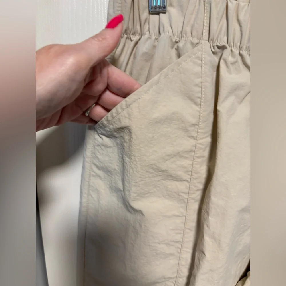 NWT WILO Parachute/Cargo Pants size Small - Picture 5 of 12